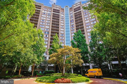 apt-407-10101 Grosvenor Pl, ROCKVILLE, MD, 20852-4671 | Card Image