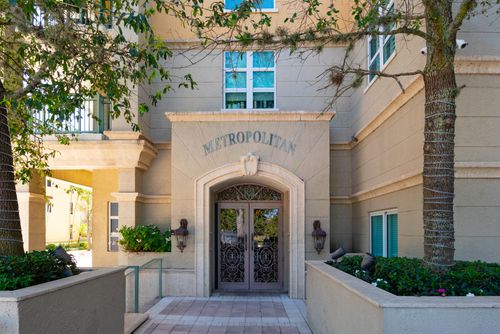 207-403 S Sapodilla Ave, West Palm Beach, FL, 33401-5765 | Card Image
