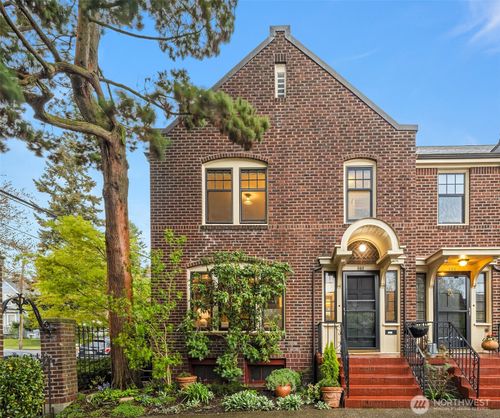 apt-202-4800 Fremont Ave N, Seattle, WA, 98103-6565 | Card Image