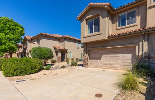 2484 Manzoni Rd, Santa Clara, UT, 84765-5685 | Card Image