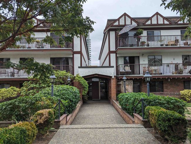 111 - 131 W 4th Street, Condo with 1 bedrooms, 1 bathrooms and 2 parking in North Vancouver BC | Image 1