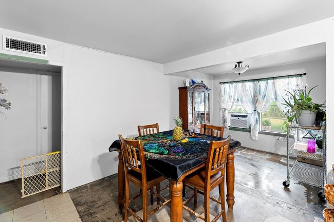 Dining space with cooling unit | Image 15