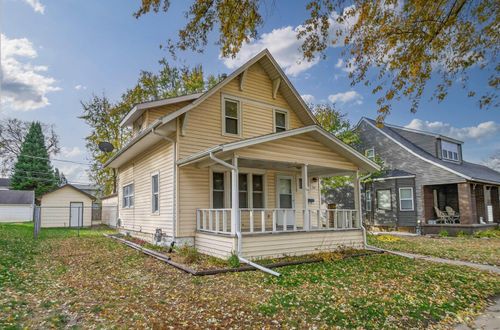 707 Reber Ave, Waterloo, IA, 50701-2920 | Card Image