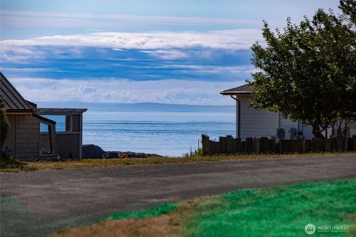 86 Lighthouse Ln, Friday Harbor, WA, 98250-8485 | Card Image