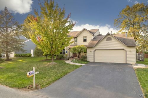 3713 Black Brant Dr, Liverpool, NY, 13090-1061 | Card Image
