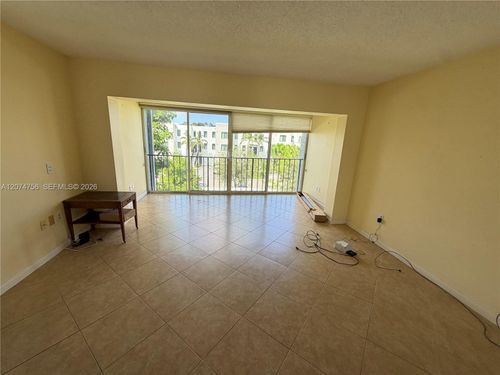 304-4242 Deste Ct, Lake Worth, FL, 33467-4304 | Card Image