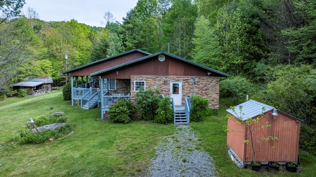 267 Sturgills Rd, House other with 3 bedrooms, 3 bathrooms and null parking in Mouth of Wilson VA | Image 5
