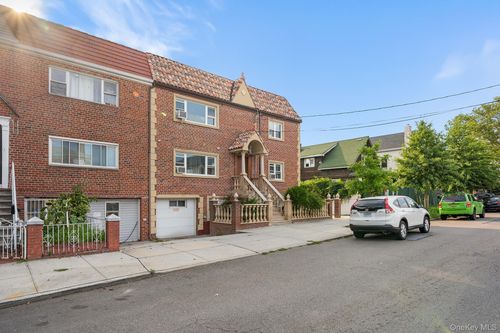 2154 74th St, East Elmhurst, NY, 11370-1104 | Card Image