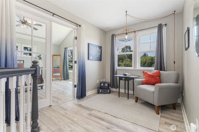 Sitting nook outside the primary suite. | Image 24