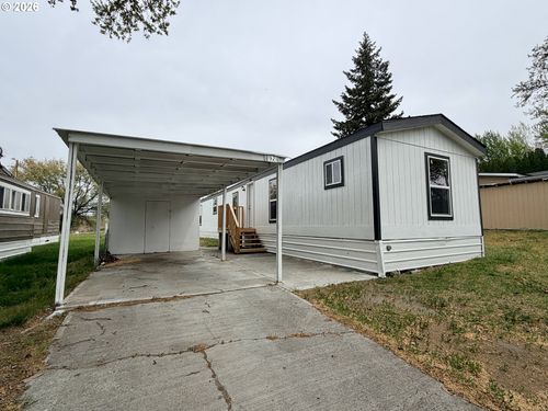 92-1800 Ne 10th St, Hermiston, OR, 97838-9459 | Card Image