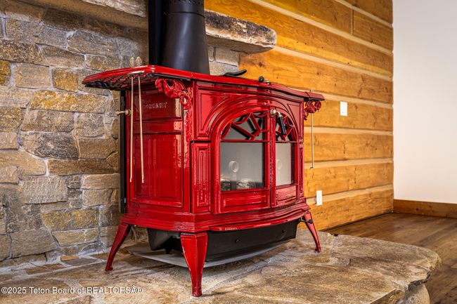 1905 N Beaver Dr, House other with 5 bedrooms, 4 bathrooms and null parking in Alta WY | Image 19