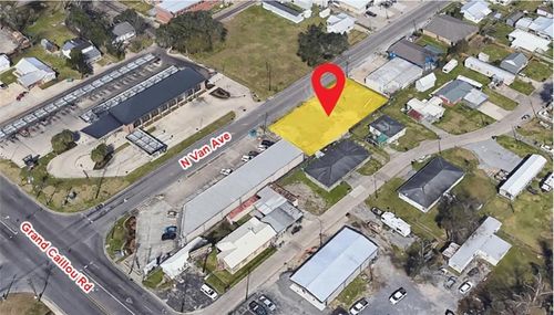 116 N Van Ave, Houma, LA, 70363-5866 | Card Image