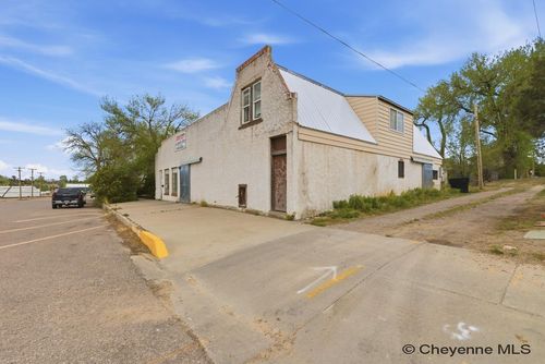 853 Water St, WHEATLAND, WY, 82201-2945 | Card Image