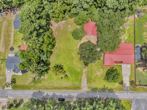 105 Young Dr, Summerville, SC, 29483-4867 | Card Image