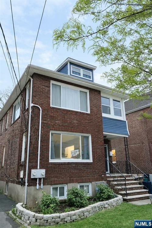 71 Oak Ridge Ave, Nutley, NJ, 07110-2835 | Card Image