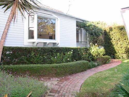 a-222 W Islay St, Santa Barbara, CA, 93101-2693 | Card Image
