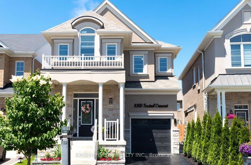 1069 Foxtail Cres, Pickering, ON, L1X0E7 | Card Image