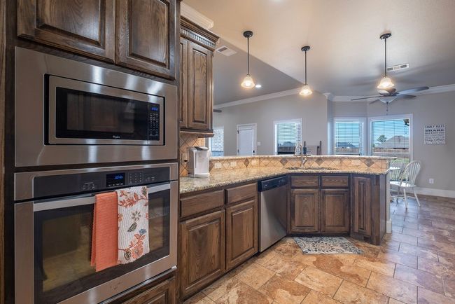 1233 War Admiral Dr, House other with 4 bedrooms, 3 bathrooms and null parking in Terrell TX | Image 5