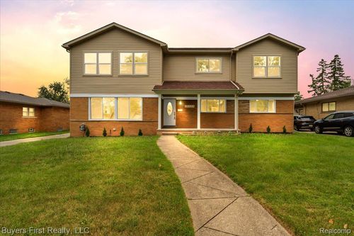 25131 Prairie Dr, Southfield, MI, 48075-2020 | Card Image