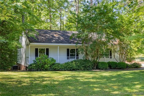 89 Club View Dr, Lancaster, VA, 22503-3517 | Card Image