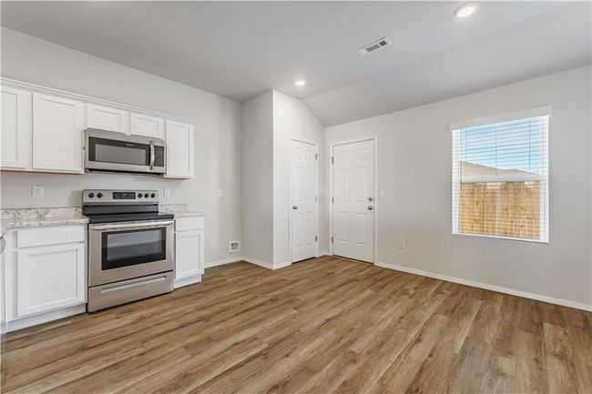 2805 N Will St, House other with 4 bedrooms, 2 bathrooms and null parking in Siloam Springs AR | Image 5