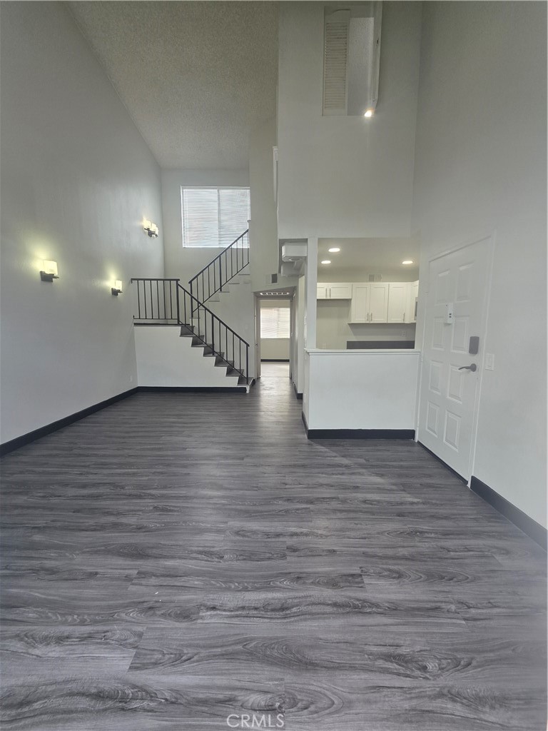 Residential Lease in Pacoima 4