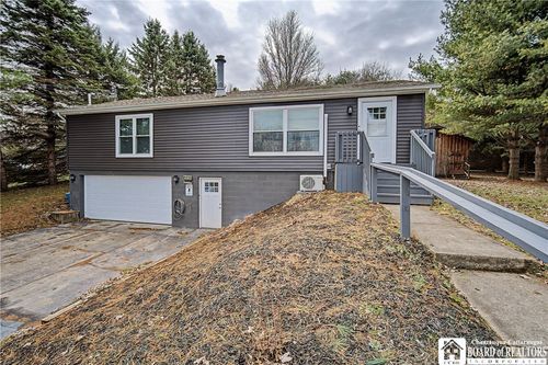 140 Lakeview Ave, Mayville, NY, 14757-9704 | Card Image