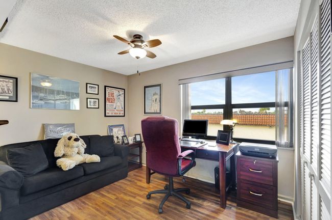 APT-316 - 313 Lake Cir, Condo with 2 bedrooms, 2 bathrooms and null parking in North Palm Beach FL | Image 22