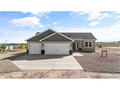 832 E Loma Dr, Pueblo West, CO, 81007-7108 | Card Image