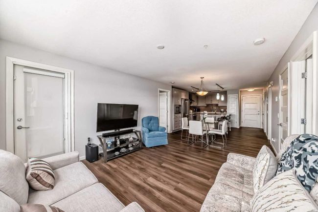 2202 - 10 Market Boulevard Se, Home with 2 bedrooms, 2 bathrooms and 1 parking in Airdrie AB | Image 17