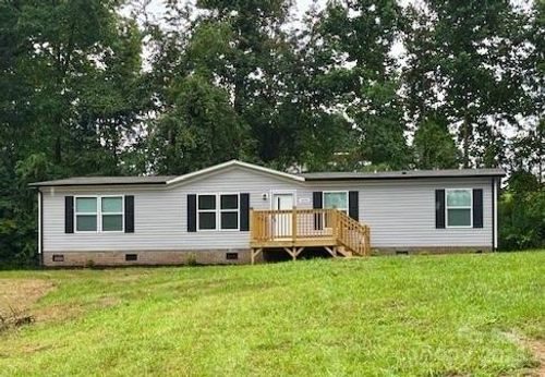 3173 Bear Trail Dr, Lenoir, NC, 28645-9628 | Card Image