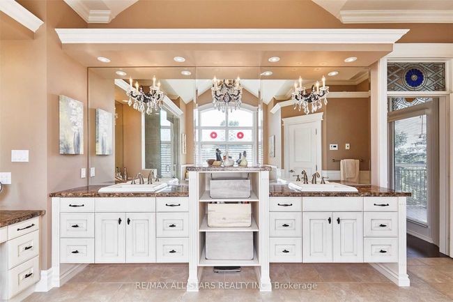 19 Clyde Crt, House other with 6 bedrooms, 9 bathrooms and 20 parking in Port Perry ON | Image 22