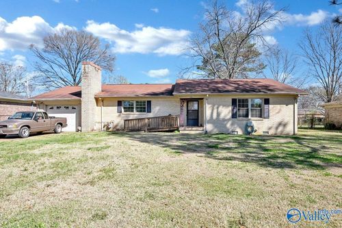 304 Albert Street Sw, Decatur, AL, 35601 | Card Image