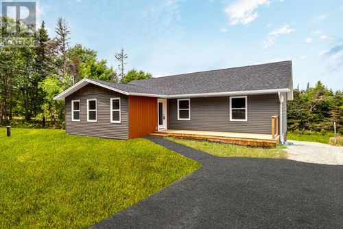 388 Old Pennywell Rd, Saint John's, NL, A1B1A9 | Card Image