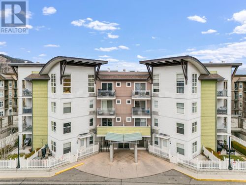 202-539 Yates Rd, Kelowna, BC, V1V2T8 | Card Image