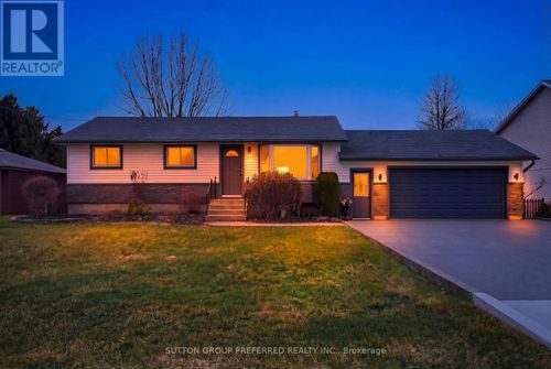 156 St George St, St Thomas, ON, N5P2M4 | Card Image