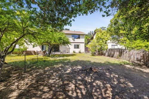 23 Shannon Ct, Novato, CA, 94949-4949 | Card Image