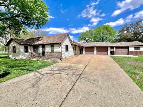 1313 4th St, Onawa, IA, 51040-1918 | Card Image