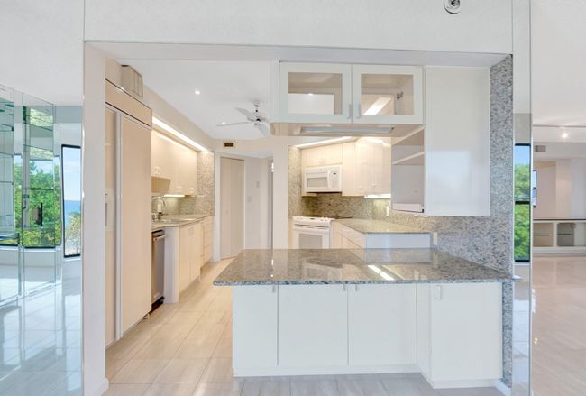 APT-4C - 4605 S Ocean Blvd, Condo with 3 bedrooms, 3 bathrooms and null parking in Highland Beach FL | Image 20