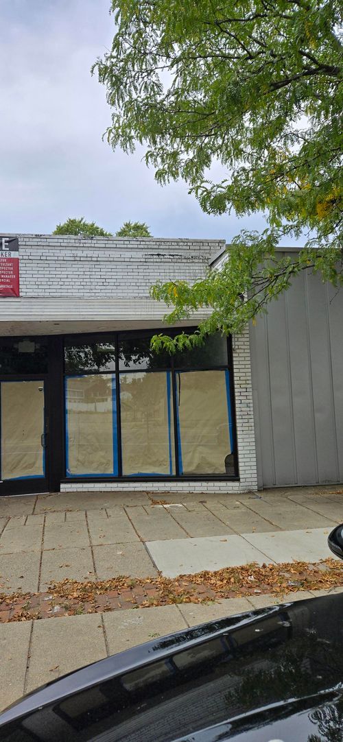 18247 Wyoming St, Detroit, MI, 48221-2031 | Card Image