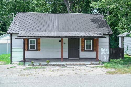 403 E 4th St, Trenton, TN, 38382-2207 | Card Image