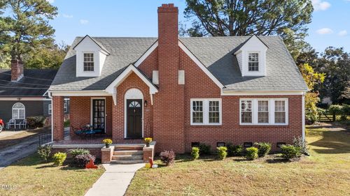 222 E Nash St, Spring Hope, NC, 27882-8193 | Card Image