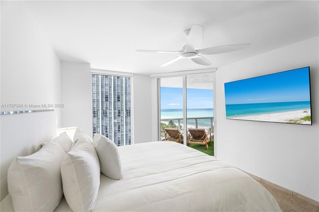 APT-1008 - 4779 Collins Ave, Condo with 3 bedrooms, 2 bathrooms and null parking in Miami Beach FL | Image 5