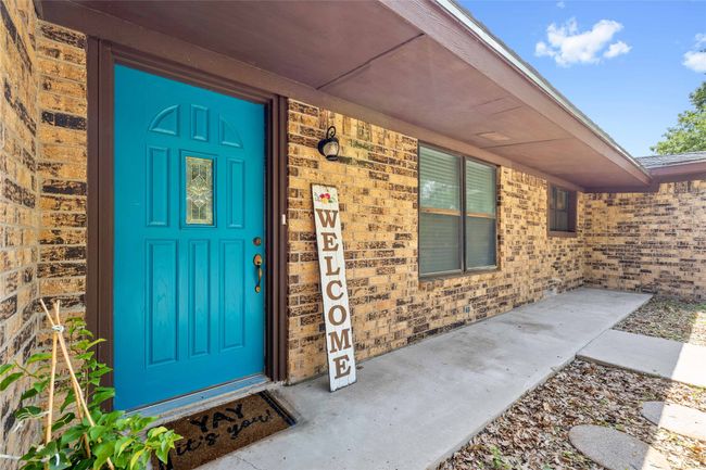 Entrance to home | Image 8
