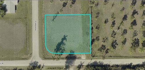 15716 Missouri St, Bokeelia, FL, 33922-3821 | Card Image