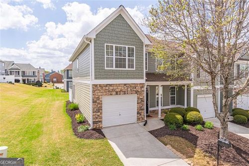 6617 Splashwater Dr, Flowery Branch, GA, 30542-7616 | Card Image