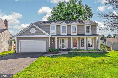 3894 Plum Run Ct, FAIRFAX, VA, 22033-1441 | Card Image