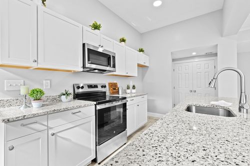 780-780 Washington St, Canton, MA, 02021-3009 | Card Image