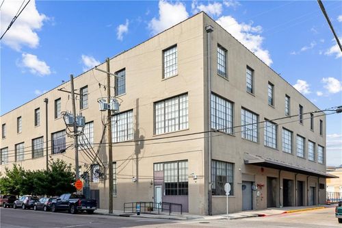 6-610 John Churchill Chase Street, New Orleans, LA, 70130 | Card Image
