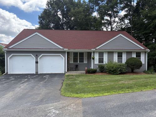 4 Ivy Lane, Nashua, NH, 03063 | Card Image